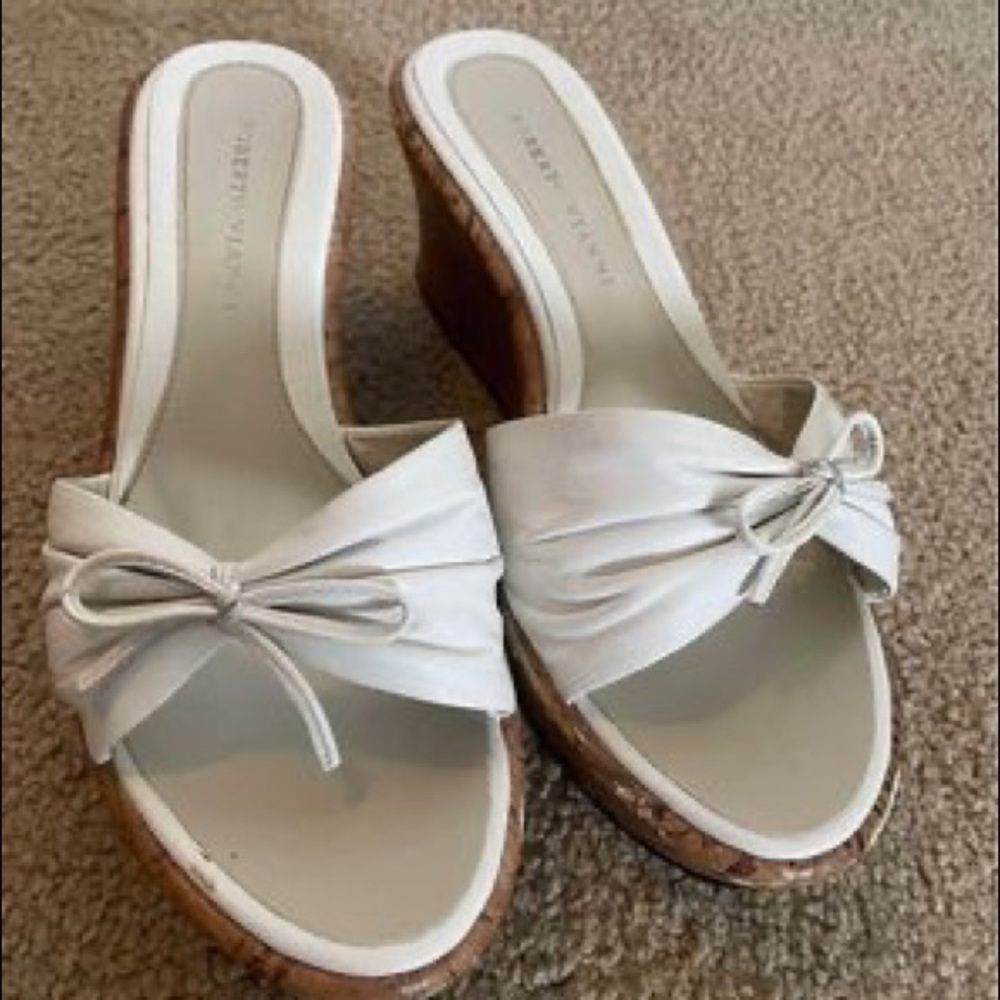 Roberto Vianni leather white sandals